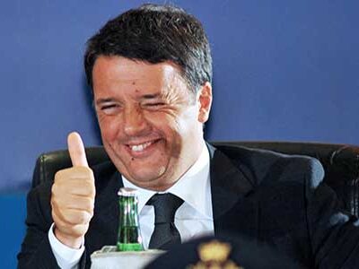 Con la fine dell’estate ritornano le grandi offerte “Casa Renzi” e per i primi 100 che abboccheranno, un televisore LED in regalo. Promesse, promesse e promesse, il ritorno del ca……..