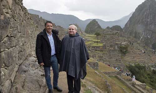 Renzi in gita a Machu Picchu… a spese nostre