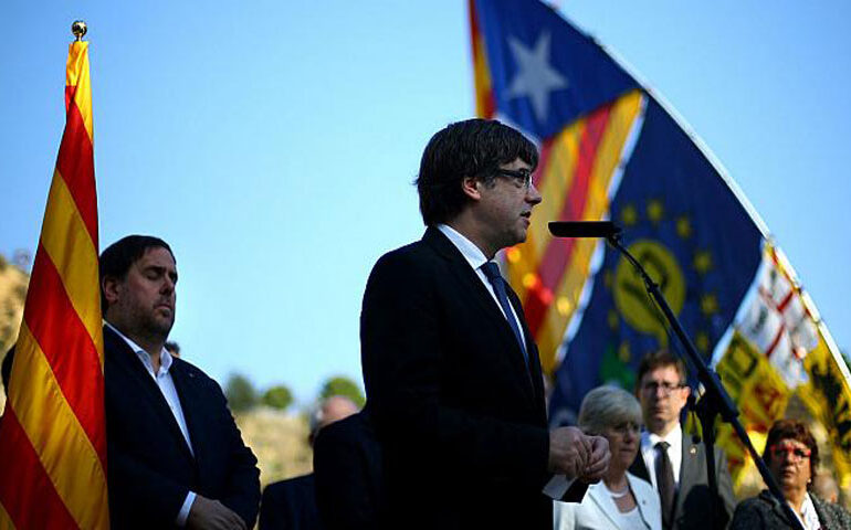 Presidenza della Catalogna: sospesa la candidatura di Puigdemont